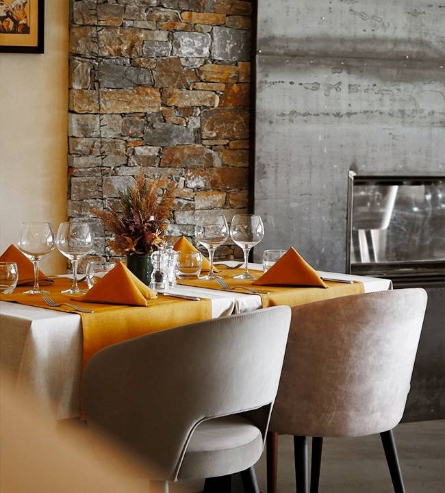 Repas de groupe - La Rotonde - restaurant LES BIZOTS